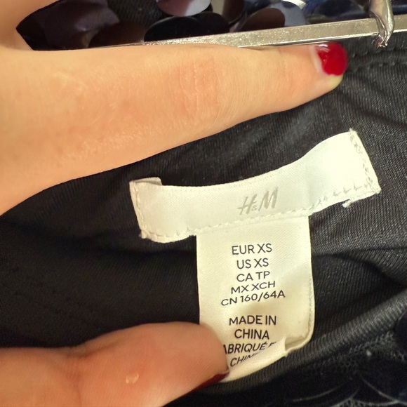 Navy Blue Sequin Mini Skirt with Slit - Picture 2 of 6